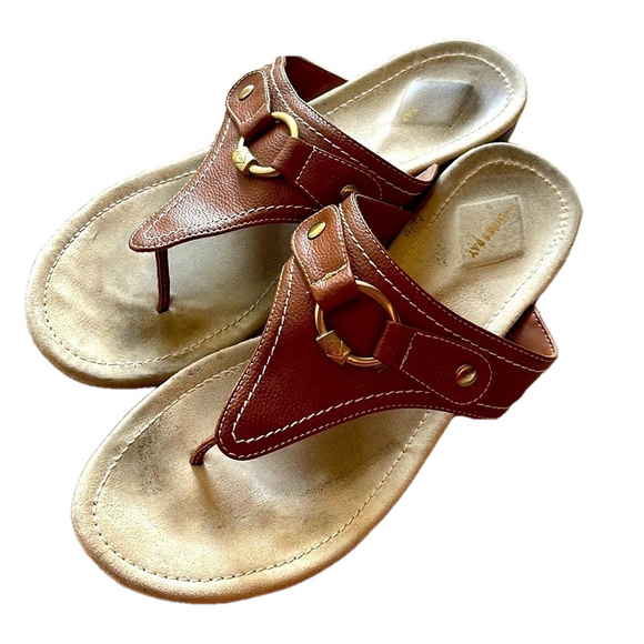 St. John's Bay Shoes - Camel 🐫 color Sr, John’s Bay sandals